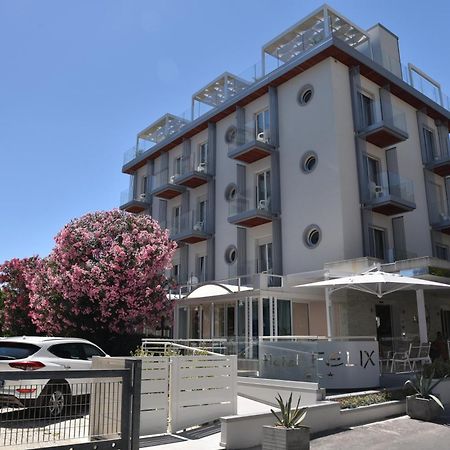 Hotel Felix ริมินี ภายนอก รูปภาพ